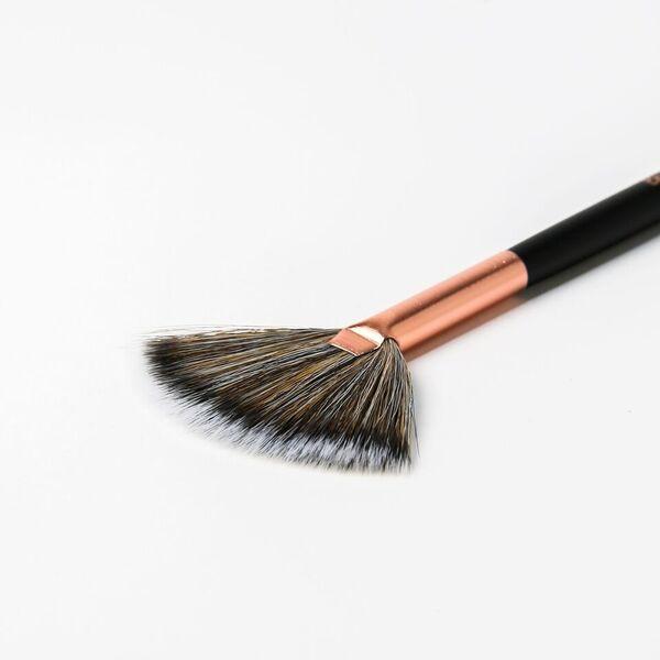 BeBella Cosmetics - Rose Gold Fan Brush