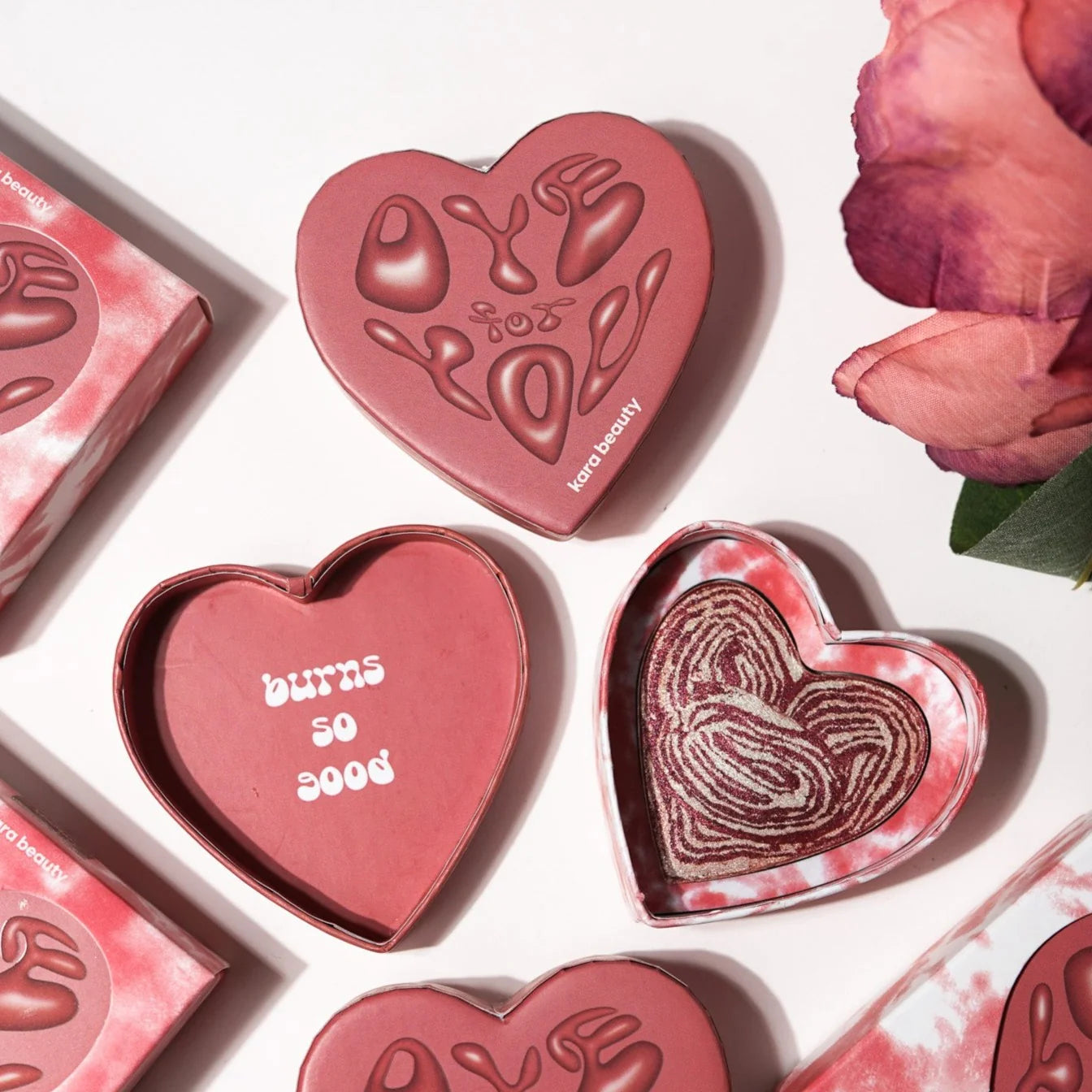 Kara Beauty - Dye For You Illuminating Powder Feverlust