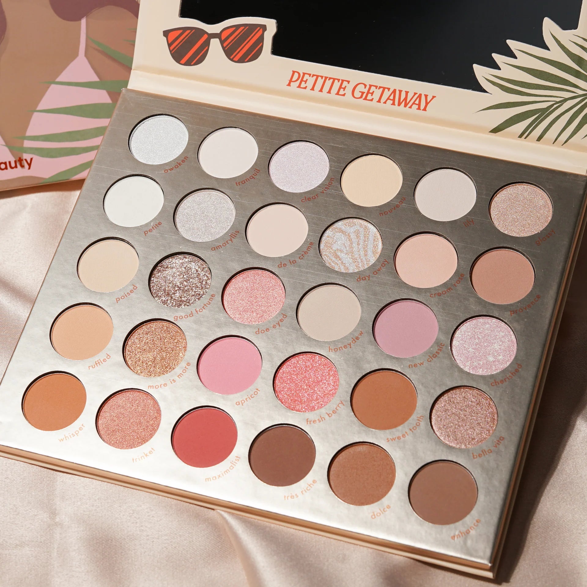 Kara Beauty - Petite Getaway Palette
