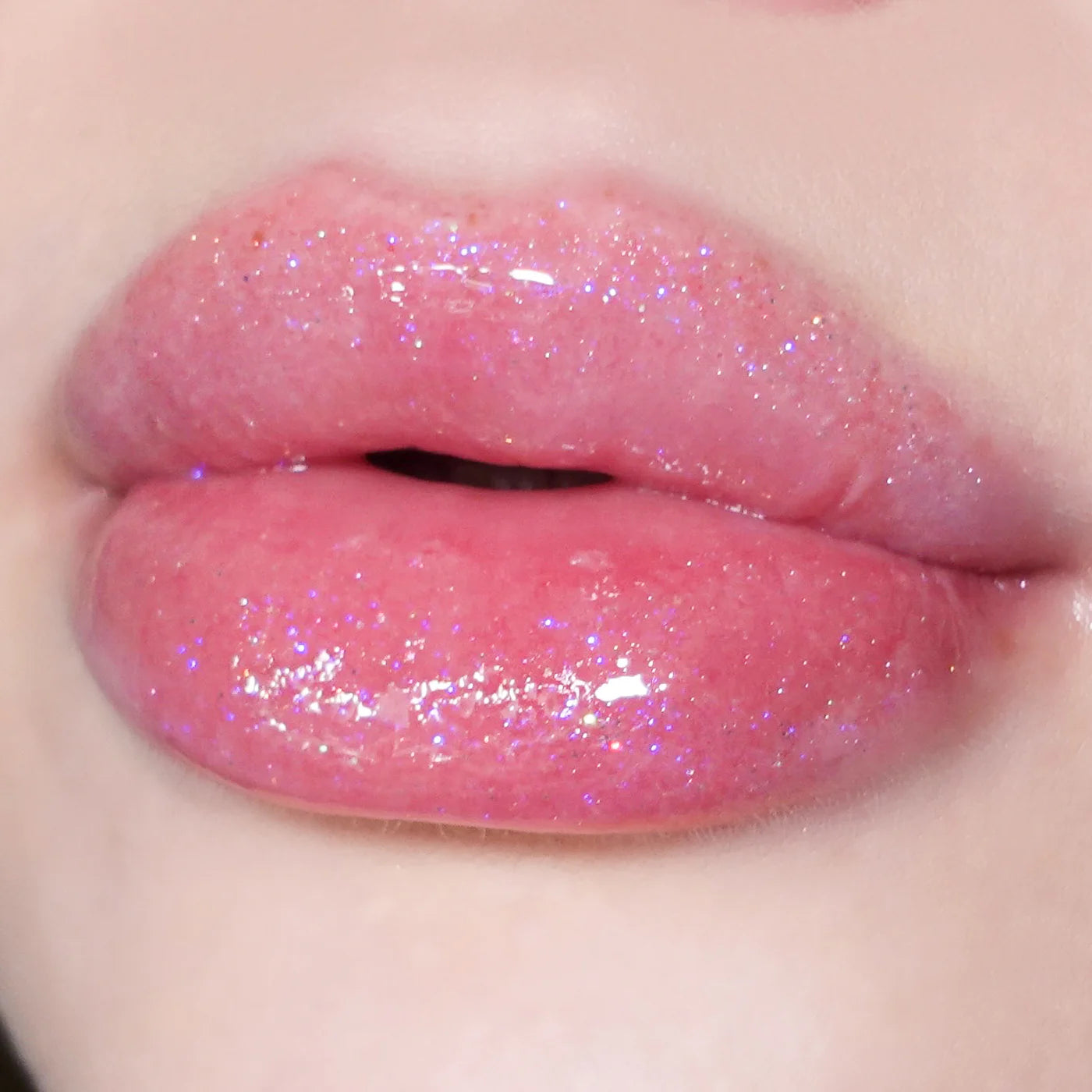 Kara Beauty - Level Up! Nourishing Lip Gloss Holo Glam