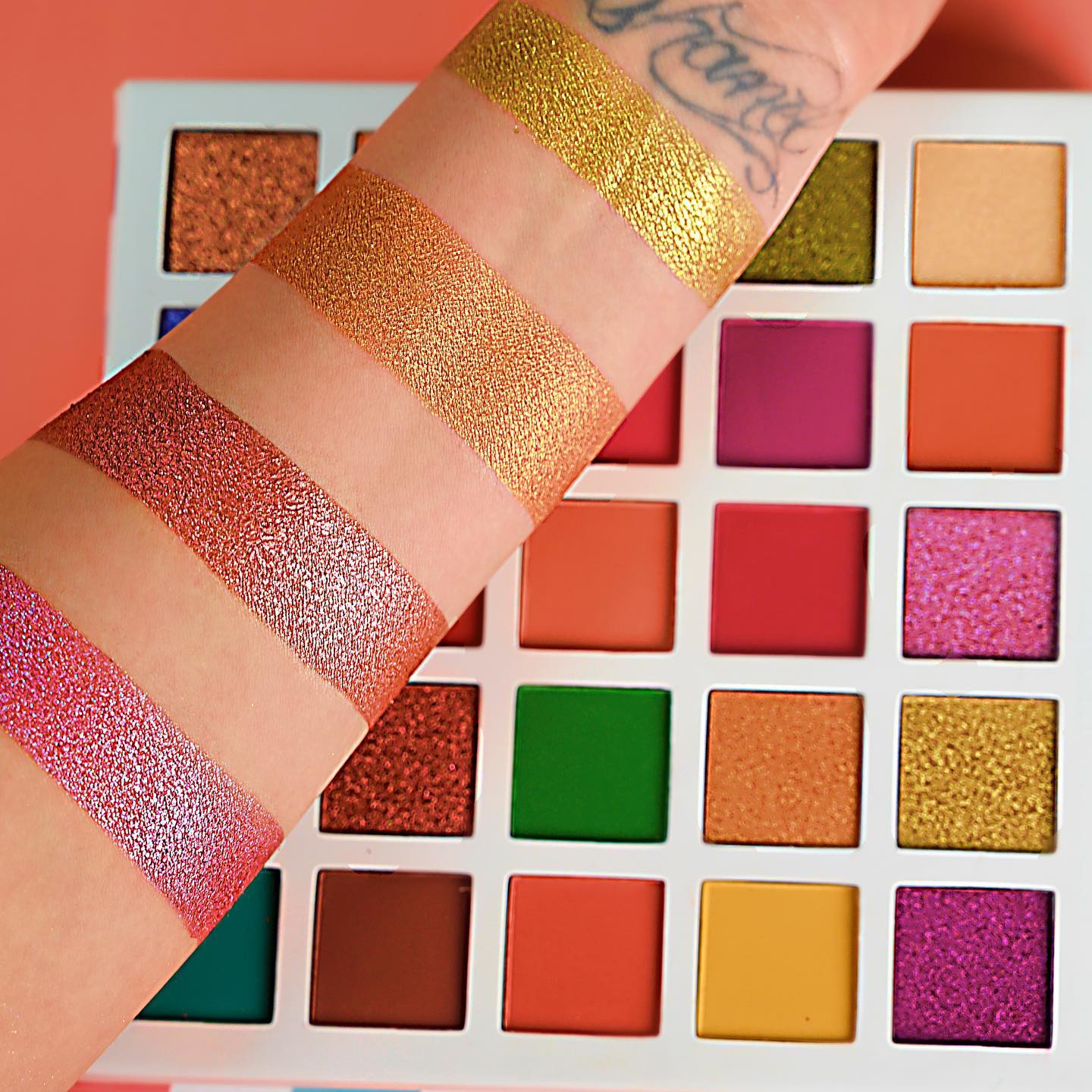 City Color - Groovy Palette