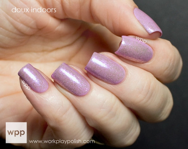 Ruby Wing Colour Changing Polish "Doux"