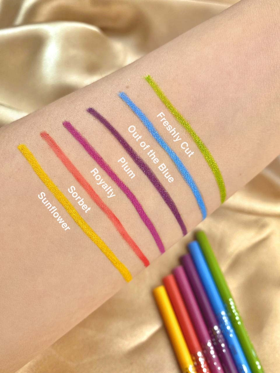 Rude Cosmetics - City of Flashing Lights Micro Retractable Liner