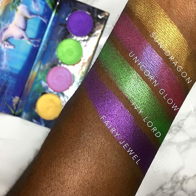 Makeup Addiction Cosmetics - Holy Glow Fantasy Highlighter Palette