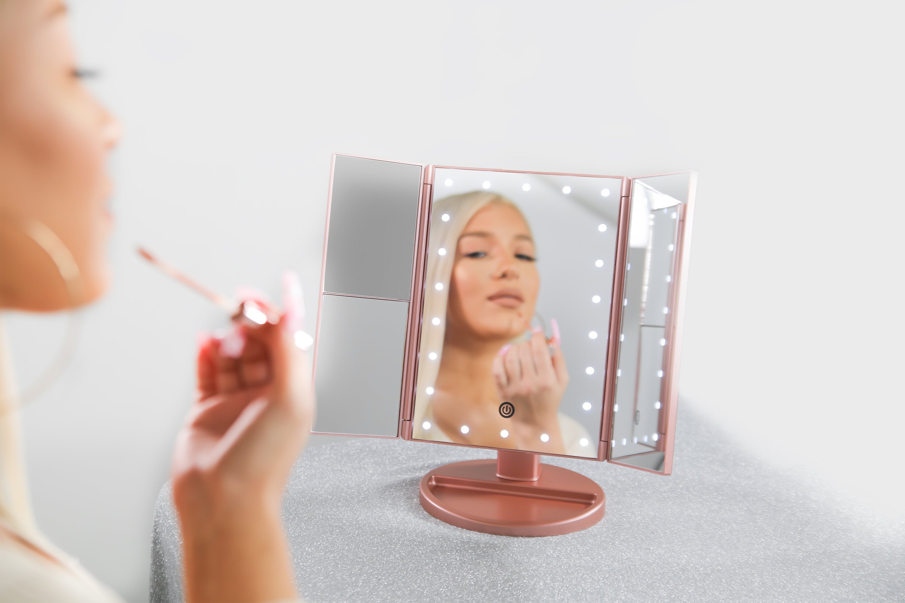 Lurella Cosmetics - LED Mirror Rose Gold