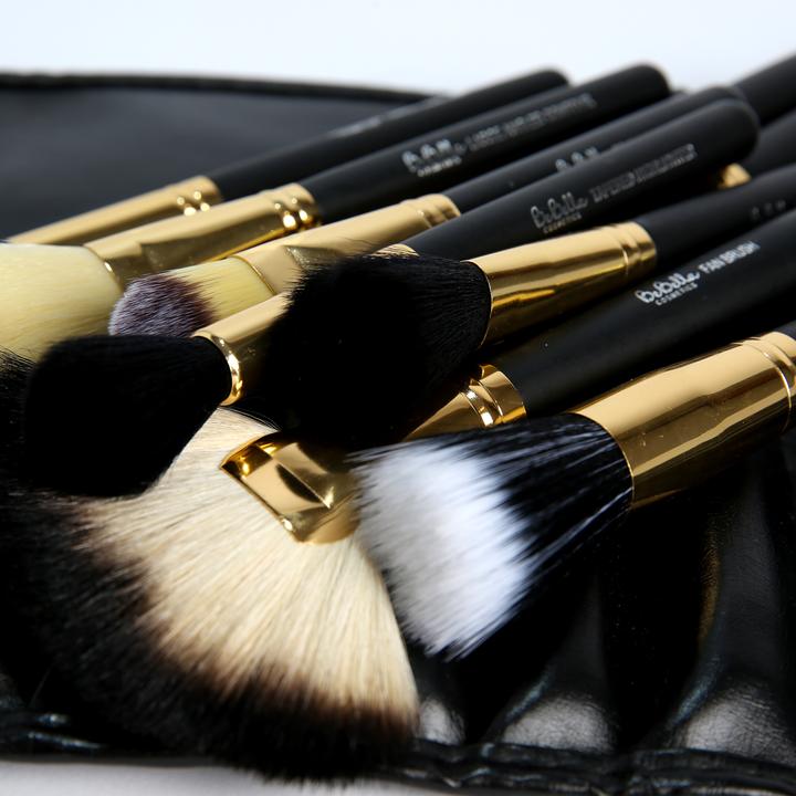 BeBella Cosmetics - Goddess Pro 18pc Brush Set