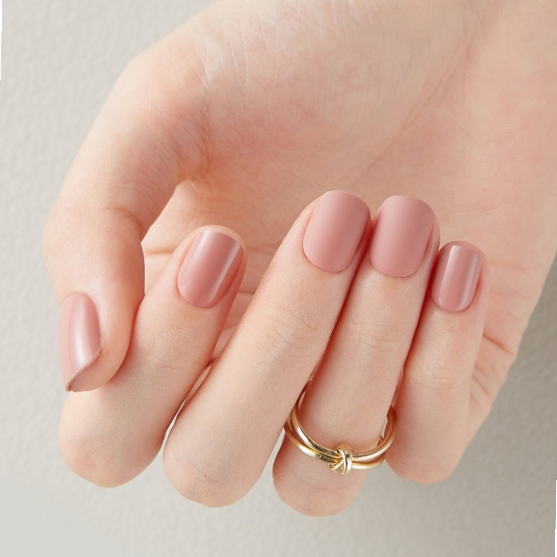 Dashing Diva - Magic Press Tan Brown