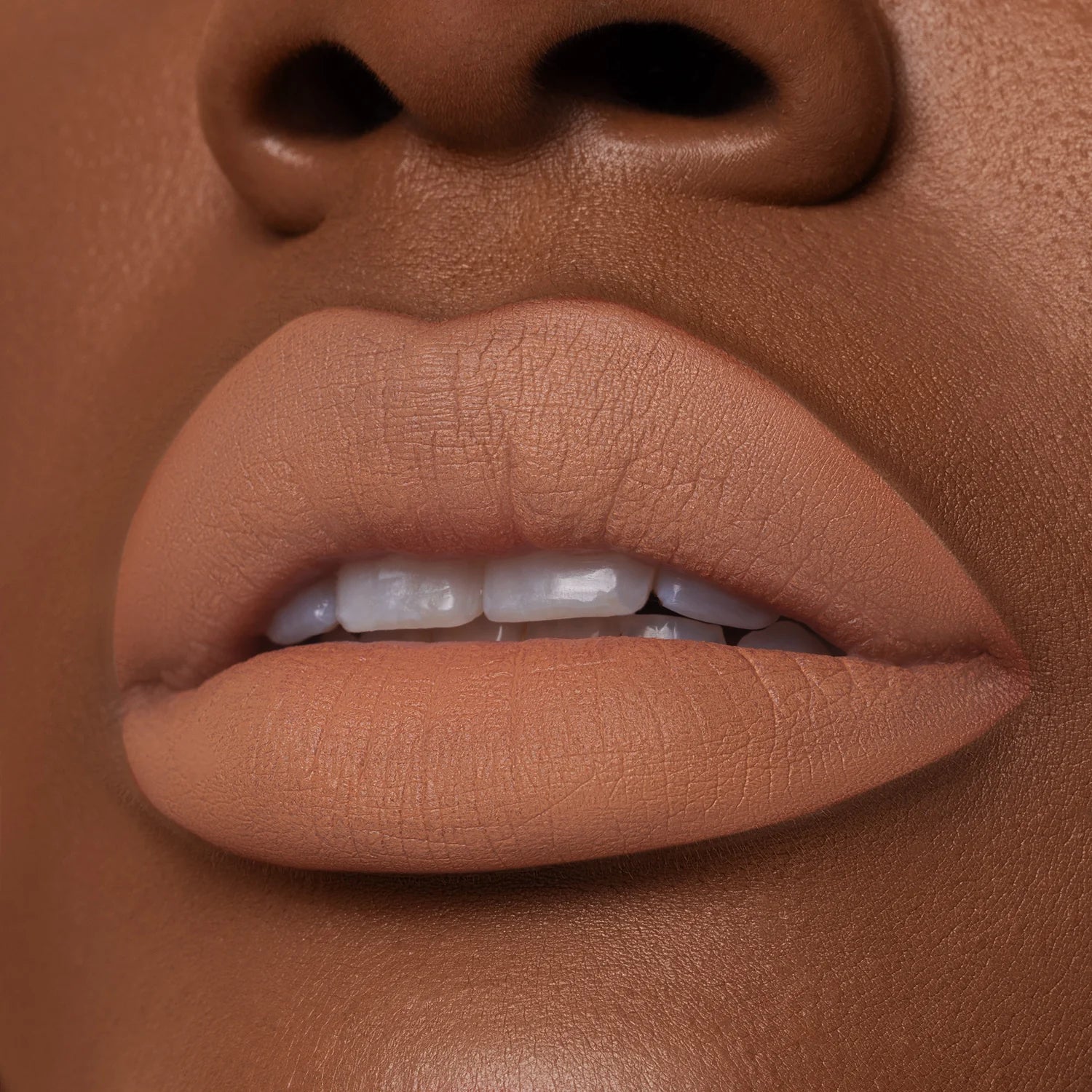 Beauty Creations - Nude X Lipstick Never Tied Down