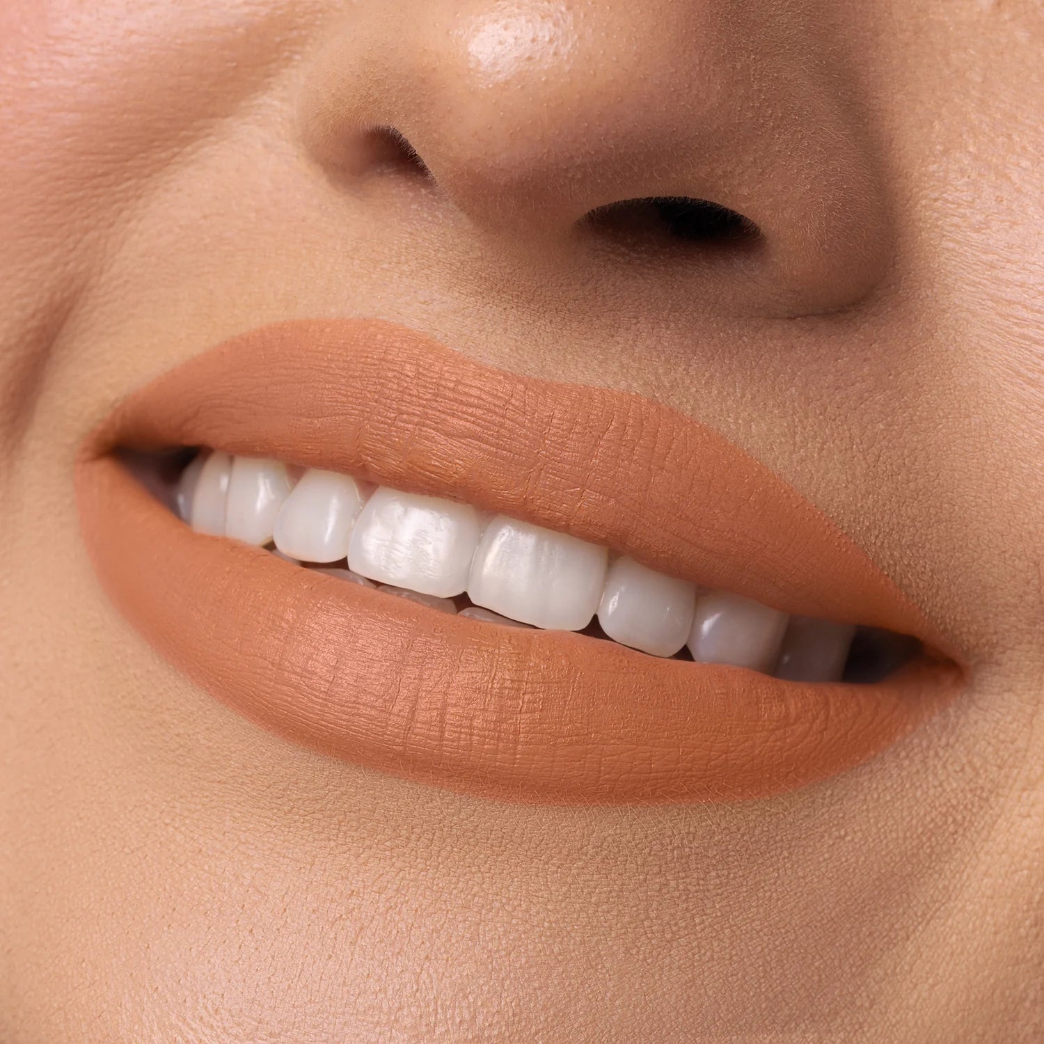 Beauty Creations - Nude X Lipstick Never Tied Down