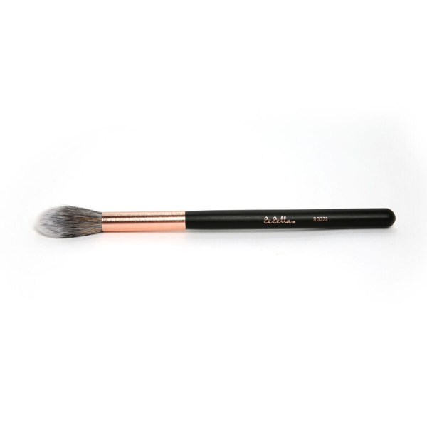 BeBella Cosmetics - Rose Gold Tapered Highlight Brush