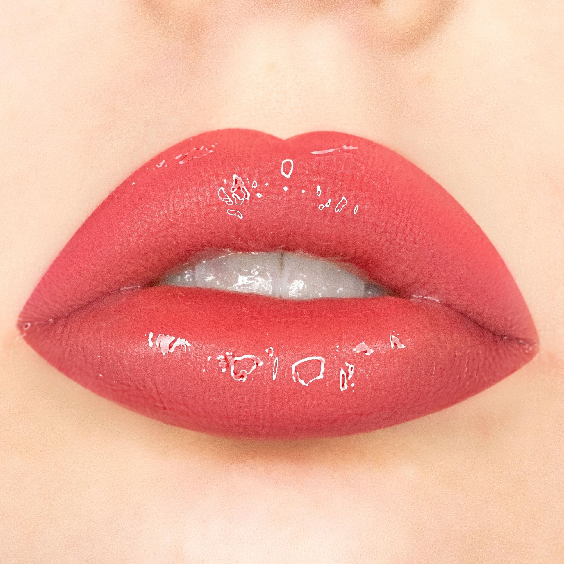 Amor US - Sleeky Kiss Plumping Lip Gloss Rich Wine