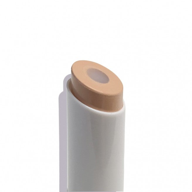 MCoBeauty - Cover & Treat Hydrating Concealer Light
