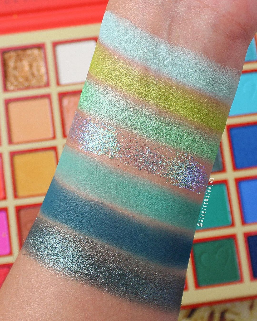 Beauty Creations - Island Girl Pro Palette