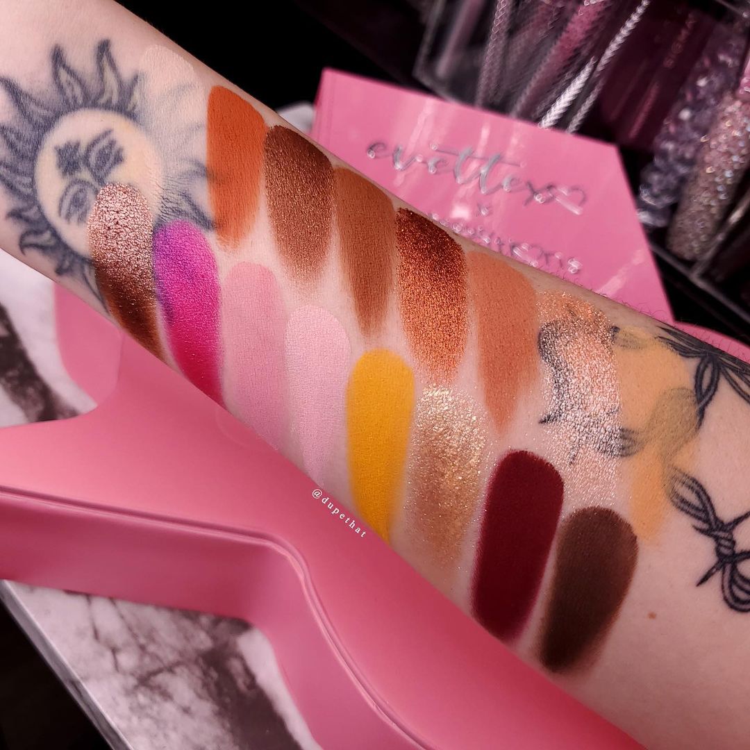 Beauty Creations x EvetteXO - Eyes On Me Palette