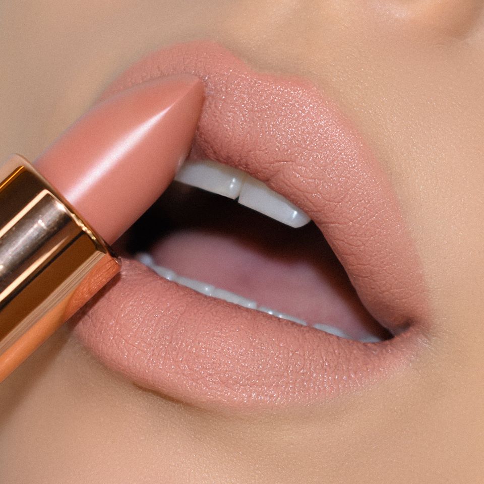 BYS - Luxe Lips Ultra Matte Lipstick Secret