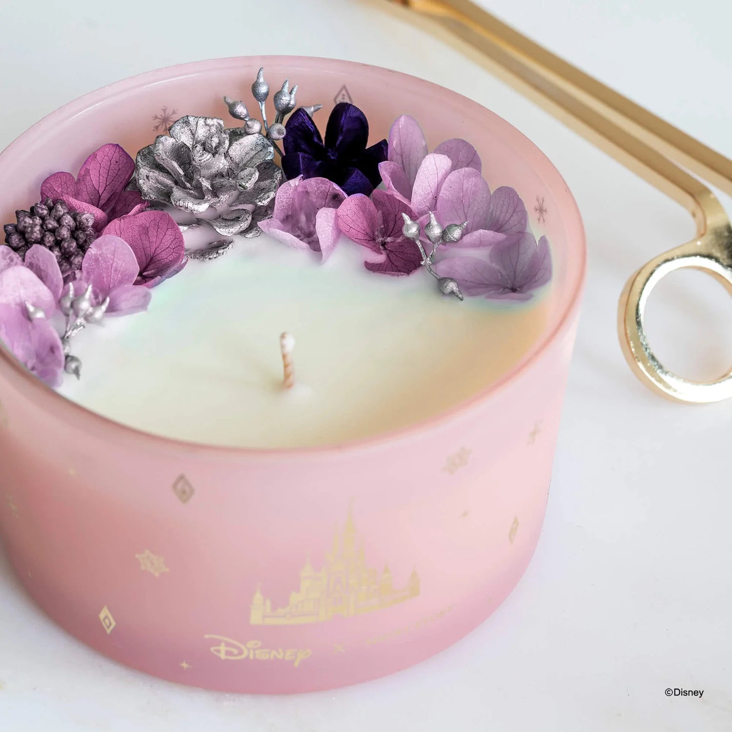 Short Story - Disney Candle Elsa II